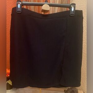 New-ASOS DESIGN ribbed mini skirt with a split detail